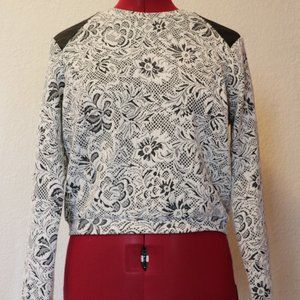 Quilted Lily Star Sweatshirt